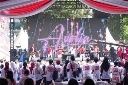 中偉股份應(yīng)邀參加印尼工業(yè)部Porya Festival共慶印尼獨立80周年